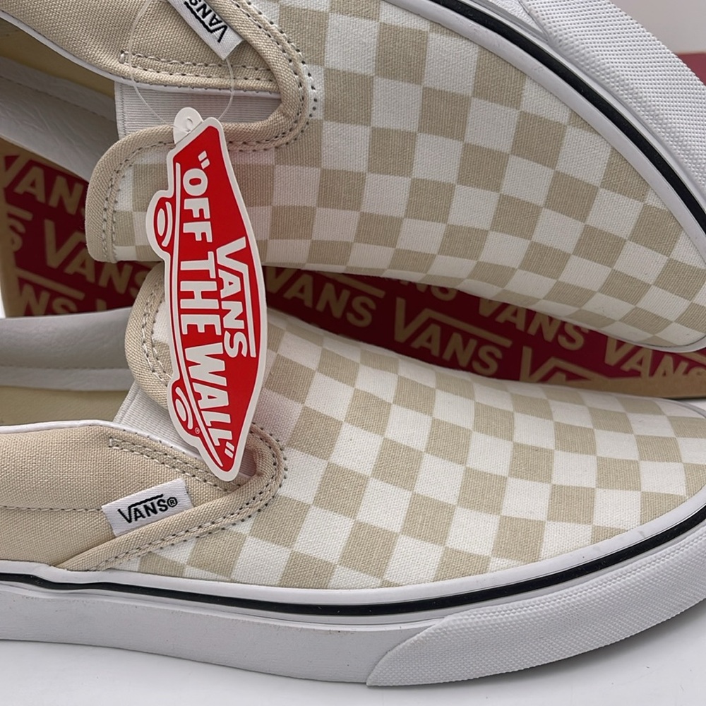 Vans WMNS Checkerboard Sneakers Classic Slip-On
(Checkerboard)Trtldvtrwht - Picture 14 of 16